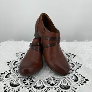 Clarks Collection Valerie 2 May Women's Ankle Booties Brown Leather US sz 8M